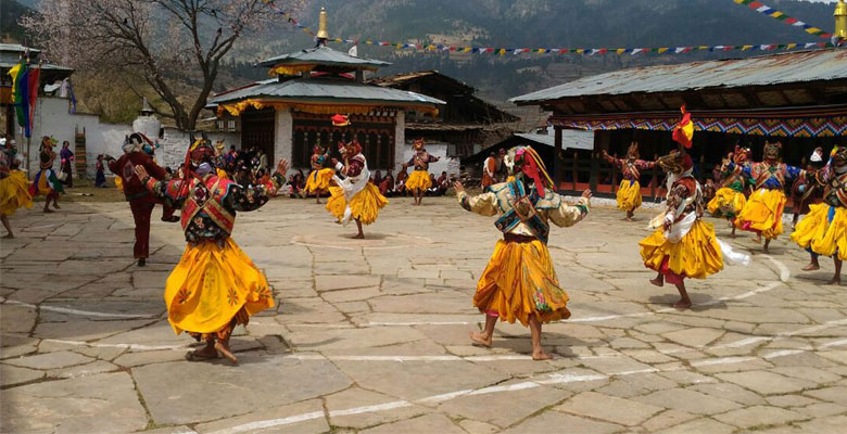 Ura Yakchoe festival