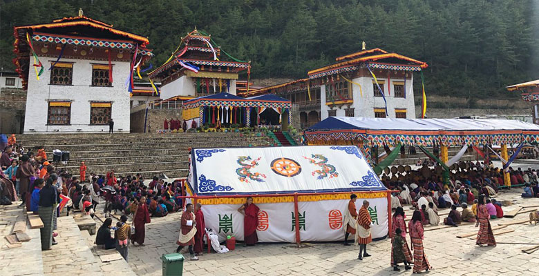 Visit Lhakhang Nagpo