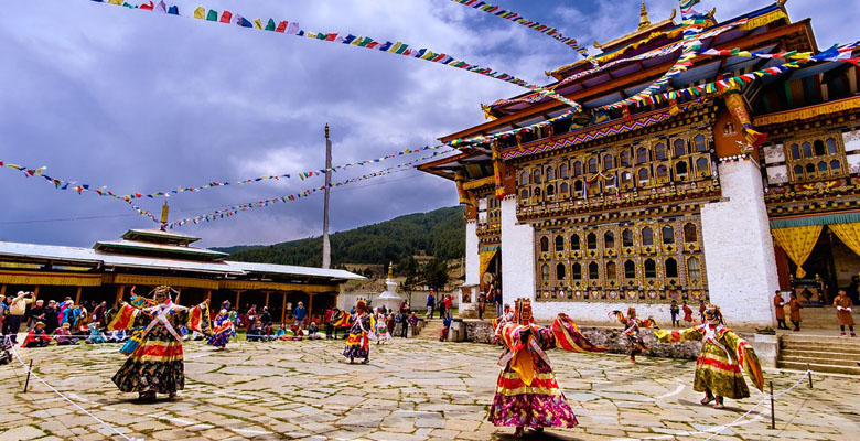 Visit Ura Lhakhang