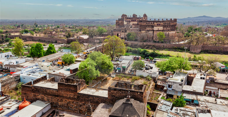 Visit Orchha village