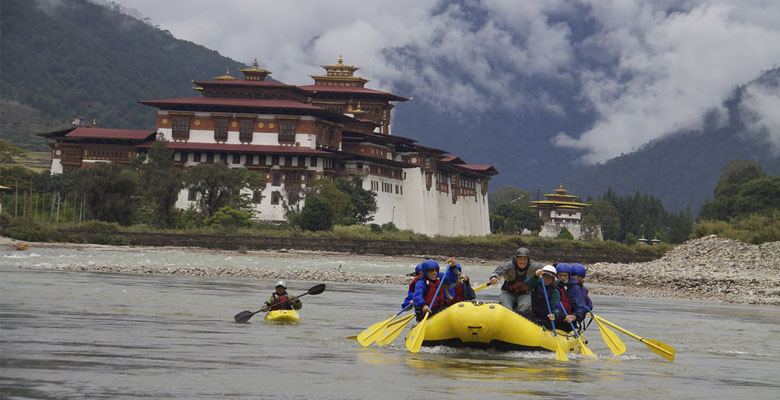 Rafting down the rivers in Punakha